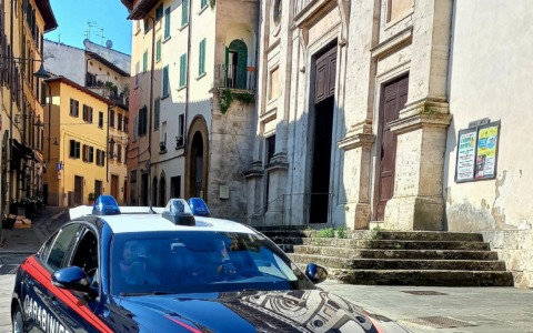 Furto negli spogliatoi dell’Ospedale Campostaggia: 50 armadietti forzati