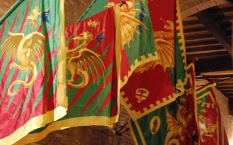 Aggiornamenti sulla Contrada del Drago a Siena: eventi e elezioni