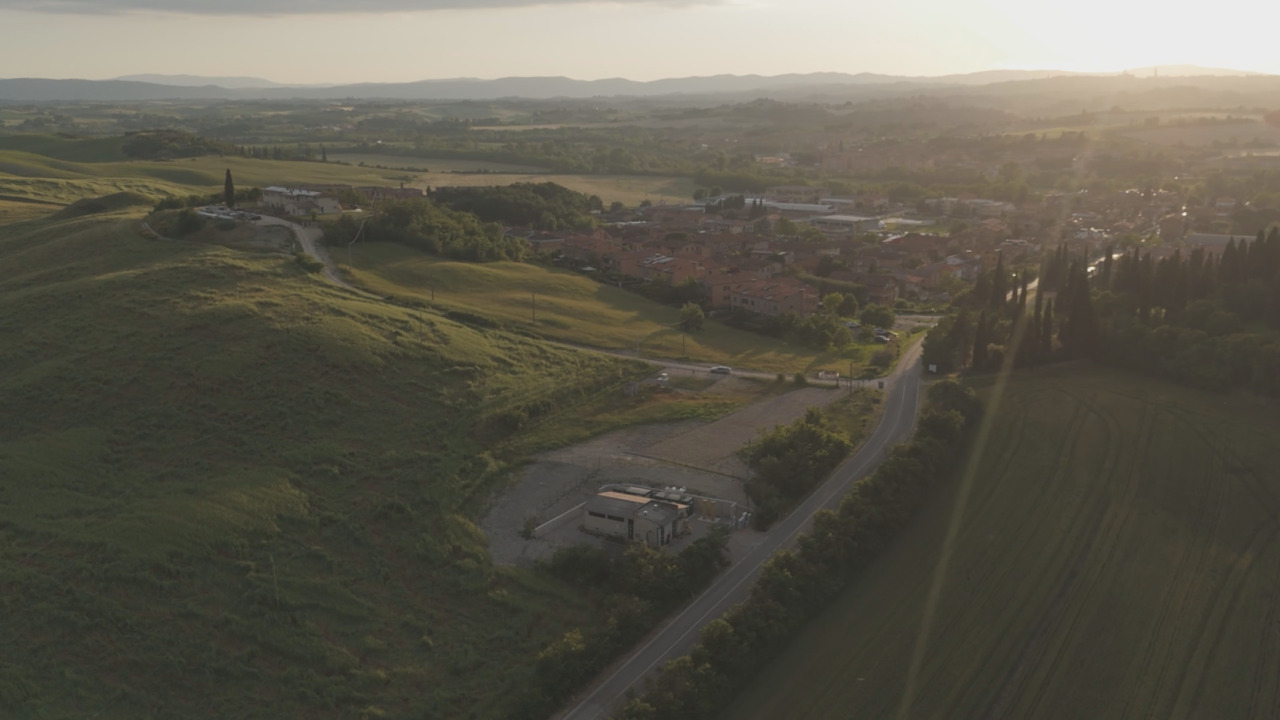 Inaugurato il primo impianto bidirezionale di biometano in Italia nel senese