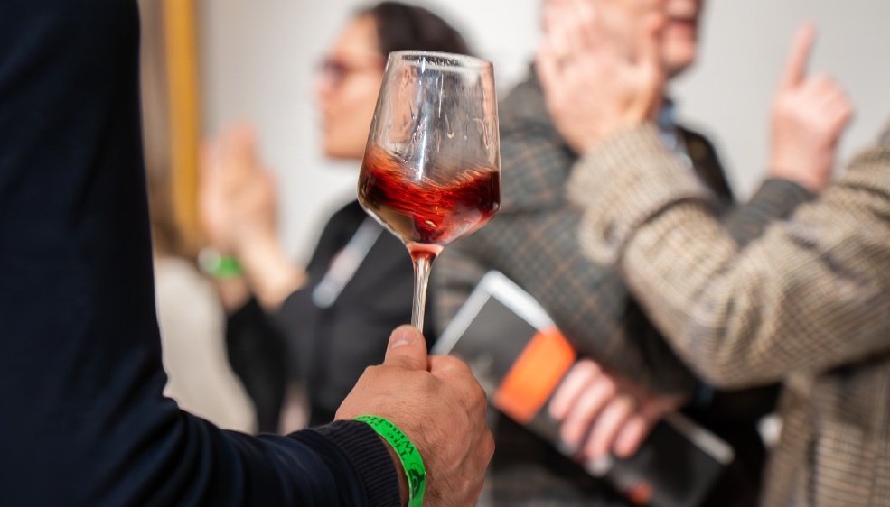 Sei incontri per esplorare Chianti e Brunello: un’opportunità gratuita nel mondo del vino