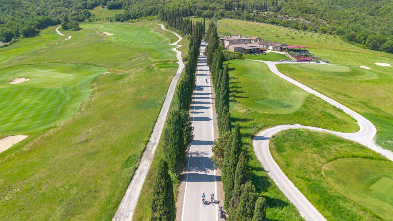 Eroica Montalcino: strade bianche e un respiro internazionale per la decima edizione